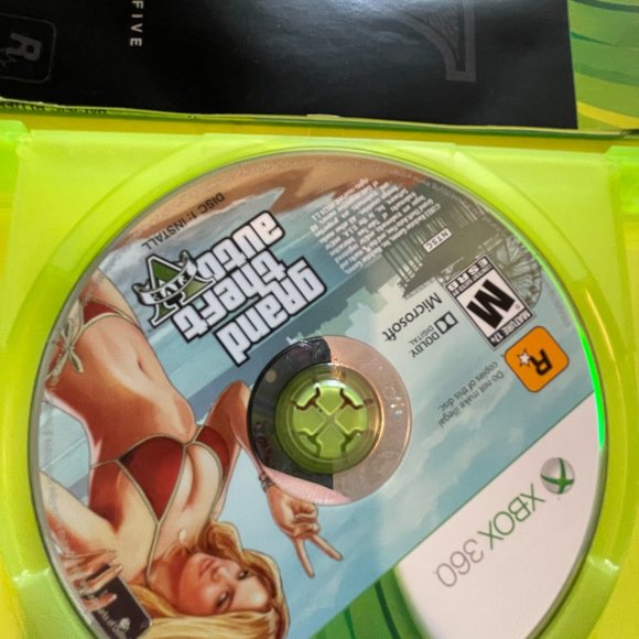 Grand Theft Auto V 100% Complete in Box - Picture 4 of 5